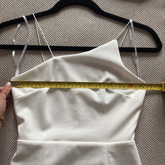 White Lulus Dress - Picture 6 of 6